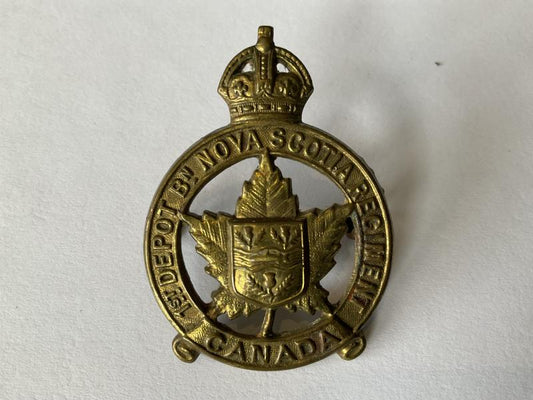 Gradia Militaria -  WW1 C.E.F 1st Depot Battalion , Nove Scotia Regiment cap badge.