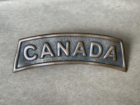 Gradia Militaria -  WW1 C.E.F CANADA shoulder title by SCULLY