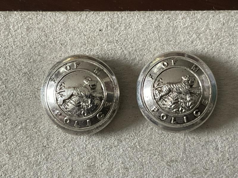 Gradia Militaria -  1951 dated silver Federation of Malay Police cap buttons.