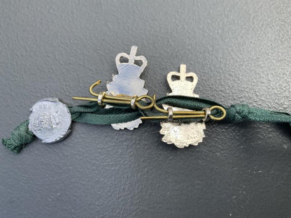 Anodised Bermuda Regiment collar badges. (Sealed patterns)