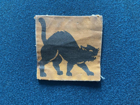 Gradia Militaria -  WW2 British 9th Corps Kilkenny Cat printed formation sign.