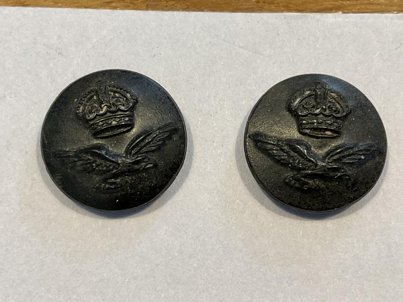Gradia Militaria -  WW2 R.A.F black plastic pair of 14mm cap buttons