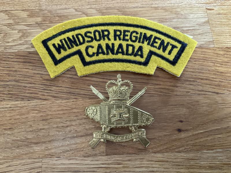 Gradia Militaria -  The Windsor Regiment of Canada cap badge & shoulder title.