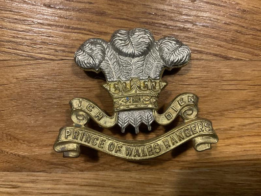 Gradia Militaria -  WW2 Canadian Prince of Wales Rangers (Peterborough Regt ) cap badge.
