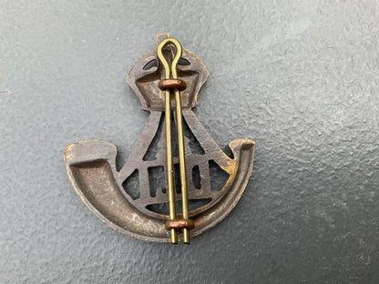 WW1/2 Durham Light Infantry O.S.D collar badge.