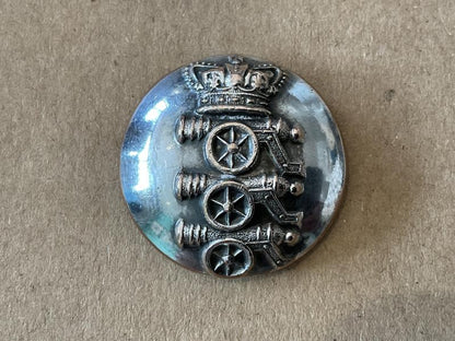 Gradia Militaria -  Royal Artillery Volunteers Officers button 1855-1873.