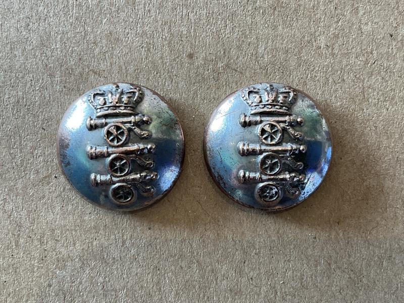 Gradia Militaria -  Victorian R.A Volunteers Field service cap buttons 1855-73.