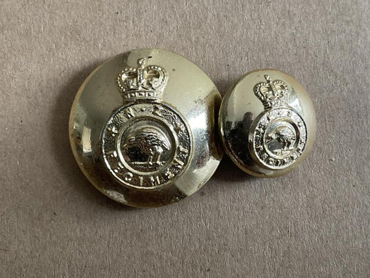 Gradia Militaria -  N.Z Regiment anodised buttons
