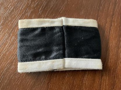 ROYAL HAMPSHIRE Malaya era white trim slip on title