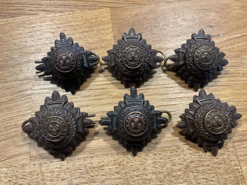 Gradia Militaria -  WW1/2 Bronze officers service dress Captains rank pips.