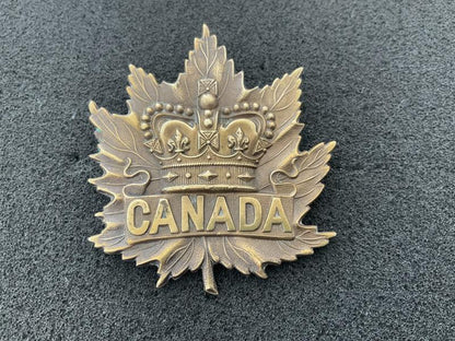 Gradia Militaria -  Boer War Canadian Military forces slouch hat badge