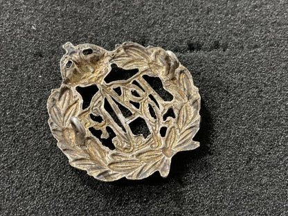 WW2 White metal R.C.A.F other ranks cap badge.
