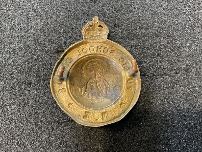 Edward VII new zealand public school cadets cap badge