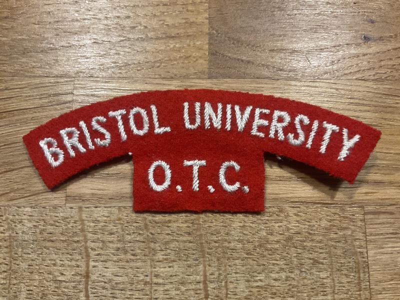 Gradia Militaria -  BRISTOL UNIVERSITY O.T.C. Cloth shoulder title.