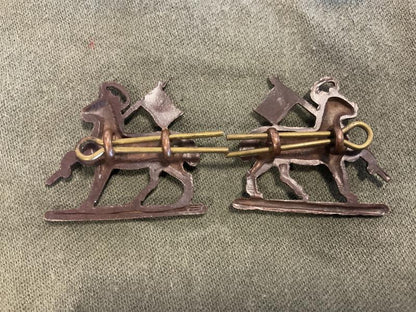 WW1/2 Queens Regiment dark bronzed O.S.D Collars.