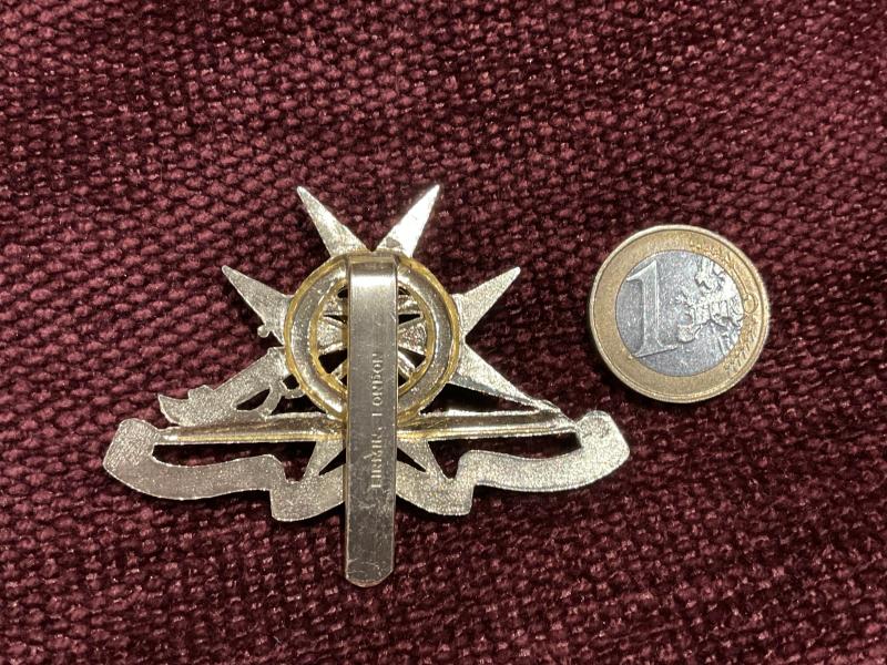 A/A Royal Malta Artillery post 1974 large cap badge.