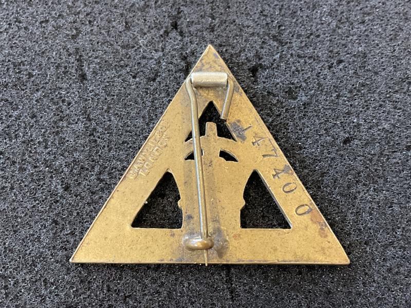 WW1 On War Service 1916 brass triangle badge