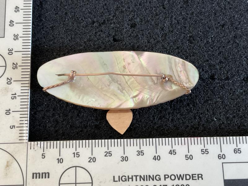 HMS JAVELIN mother of pearl and gold plated wire sweetheart.