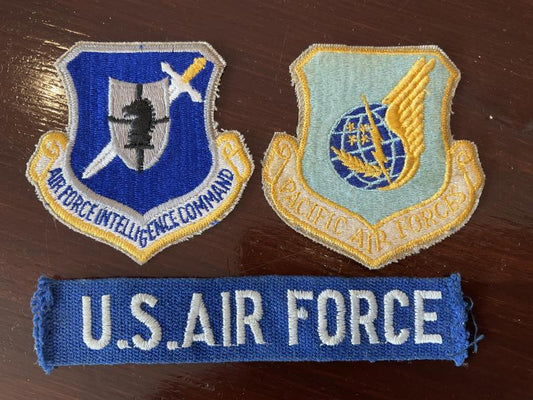 Gradia Militaria -  U.S.Air Force Intelligence Command & Pacific Air Forces insignia.