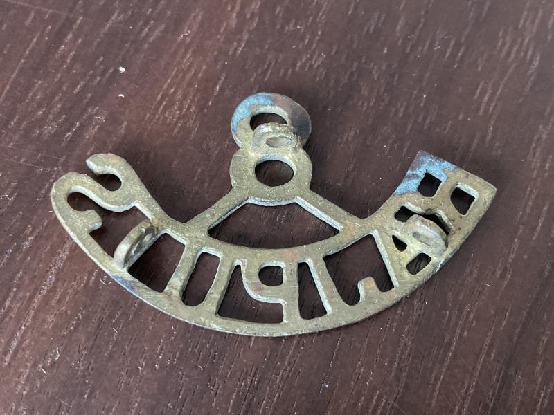 WW1 Indian Army 8th Pajputs Regt brass shoulder title.
