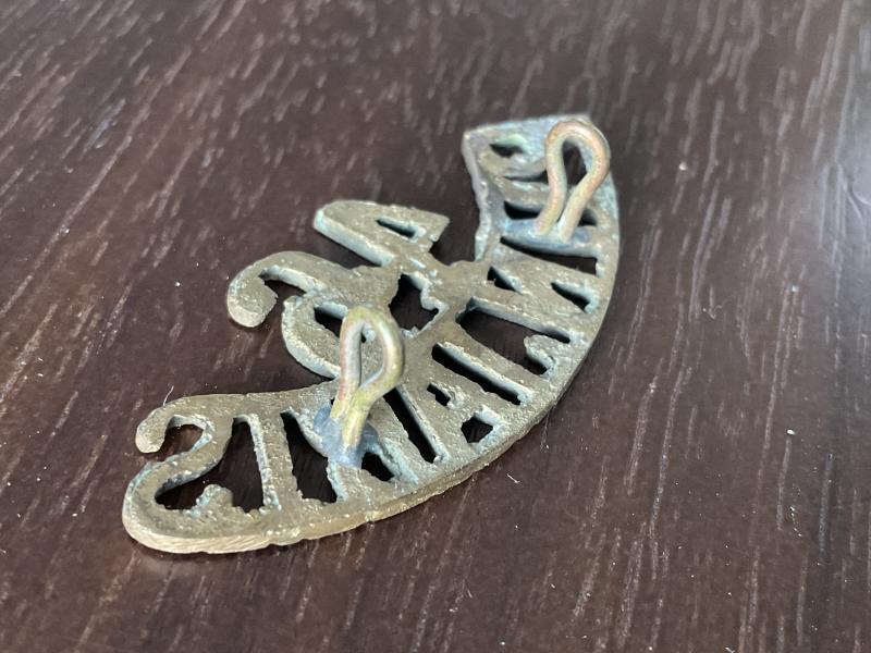 WW1 Indian Army 46th Pajputs Regt brass shoulder title.