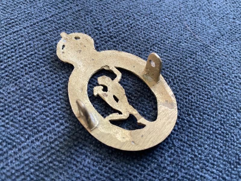 WW2 South African Corps of Signals (S.A.S.C) cap badge.