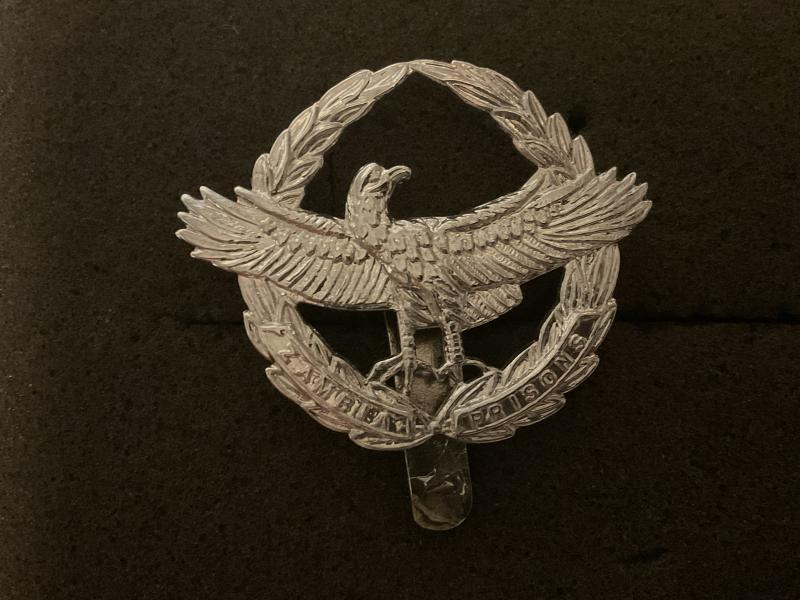 Gradia Militaria -  Zambia Prisons cap badge by Firmin.