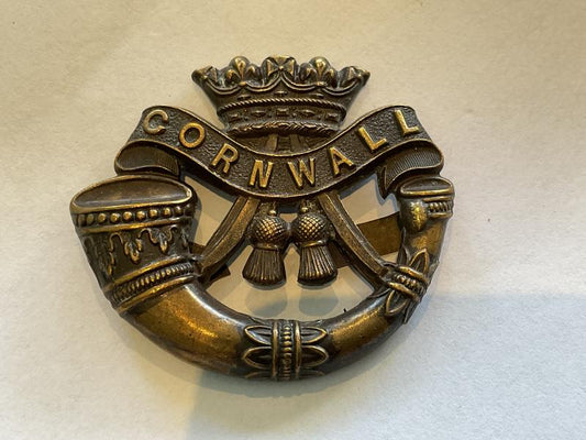 Gradia Militaria -  WW1/2 Duke of Cornwalls Light Infantry O.S.D cap badge.