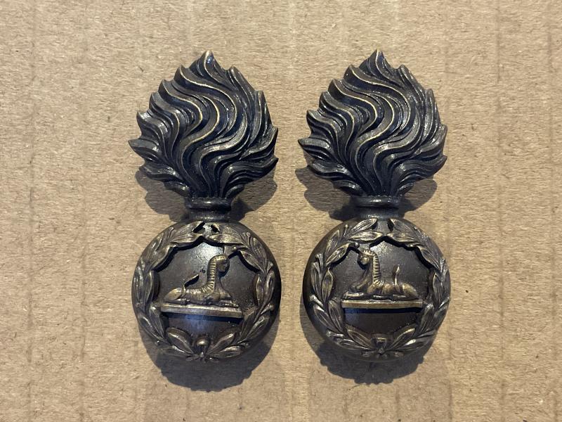 Gradia Militaria -  WW1 Lancashire Fusiliers O.S.D collar badges.