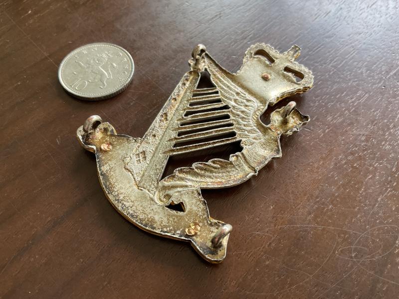 Royal Irish Rangers officers cross belt badge.