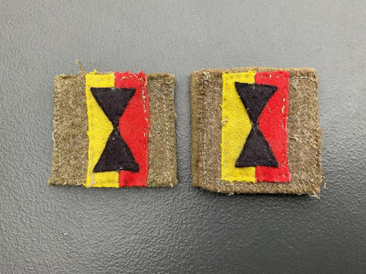 Gradia Militaria -  WW2 25th Army Tank Brigade, (Independent) wool shoulder slides.