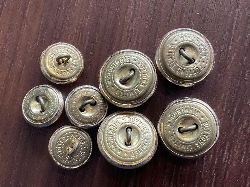 Anodised Essex Regiment buttons - large x 4 medium x 4.