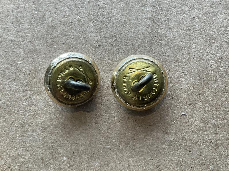 1950-60s Anodised Essex Regiment hat buttons.