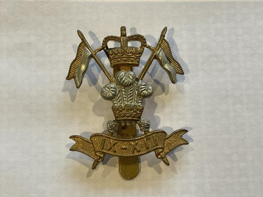 Gradia Militaria -  Q/C 9th /12th Hussars other ranks b/m cap badge.