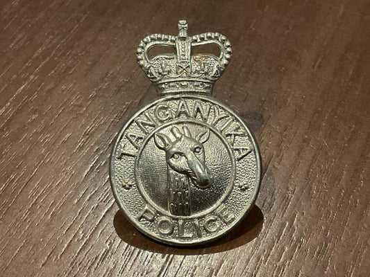 Gradia Militaria -  Post 1952 Tanganyika Police cap badge.