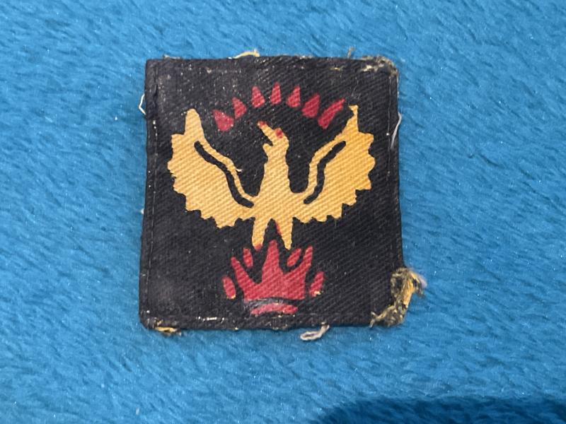 Gradia Militaria -  WW2 Indian 105th (Madras) L of C Area formation sign.
