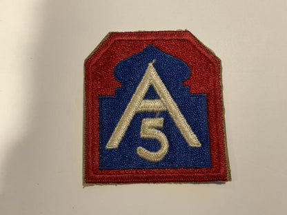 Gradia Militaria -  WW2 US Fifth Army cut-edge sleeve patch