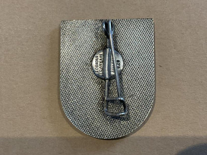 Italian Battaglione Alpini ‚ÄúSusa‚Äù mountain Infantry, beret /breast badge.