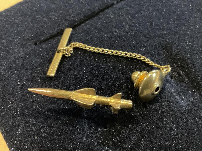 Sea Dart (GWS.30) or Sea Wolf missile engineers tie pin