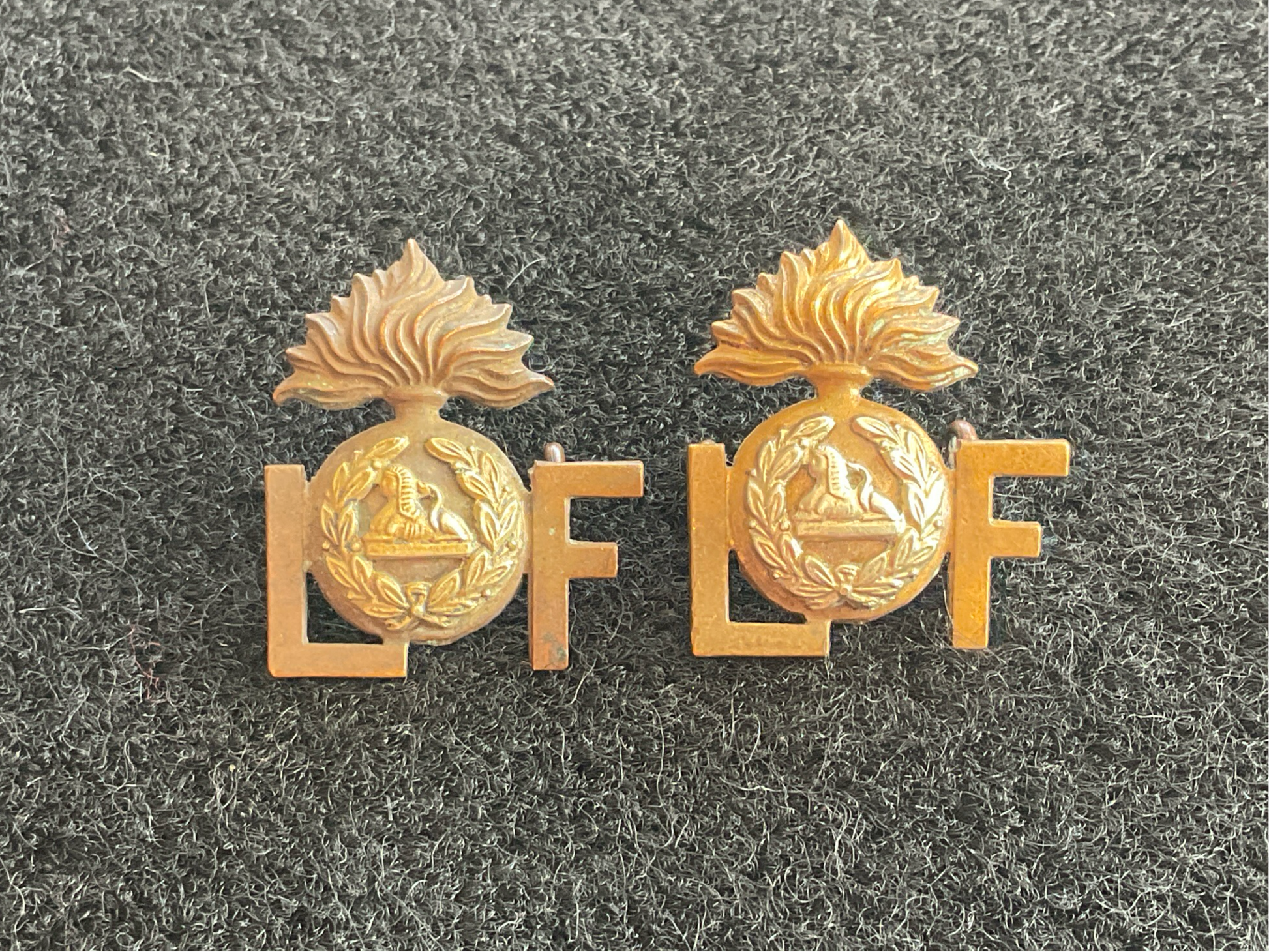 Gradia Militaria -  Lancashire fusiliers shoulder titles