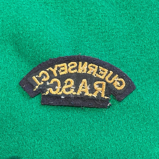 Gradia Militaria -  C.I R.A.S.C shoulder title badge