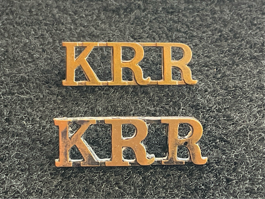 Gradia Militaria -  Kings Royal Rifles shoulder titles
