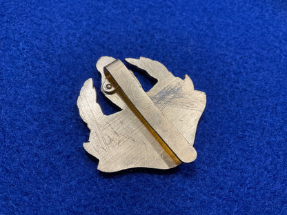 Dominica Defence Force anodised cap badge 1978-81)