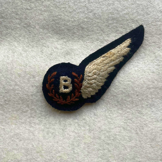 Gradia Militaria -  WW2 RAF Bomb Aimer Brevet Badge