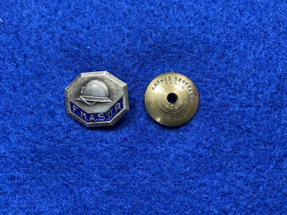 French F.N.A.S.O.R (Reserve NCOs association) silver & enamel lapel badge