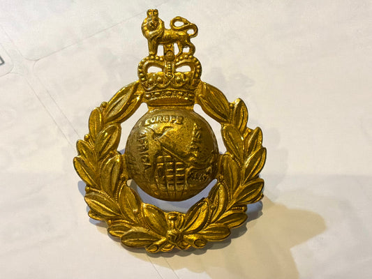 Post 1952 Royal Marines NCOs gilt beret/ cap badge