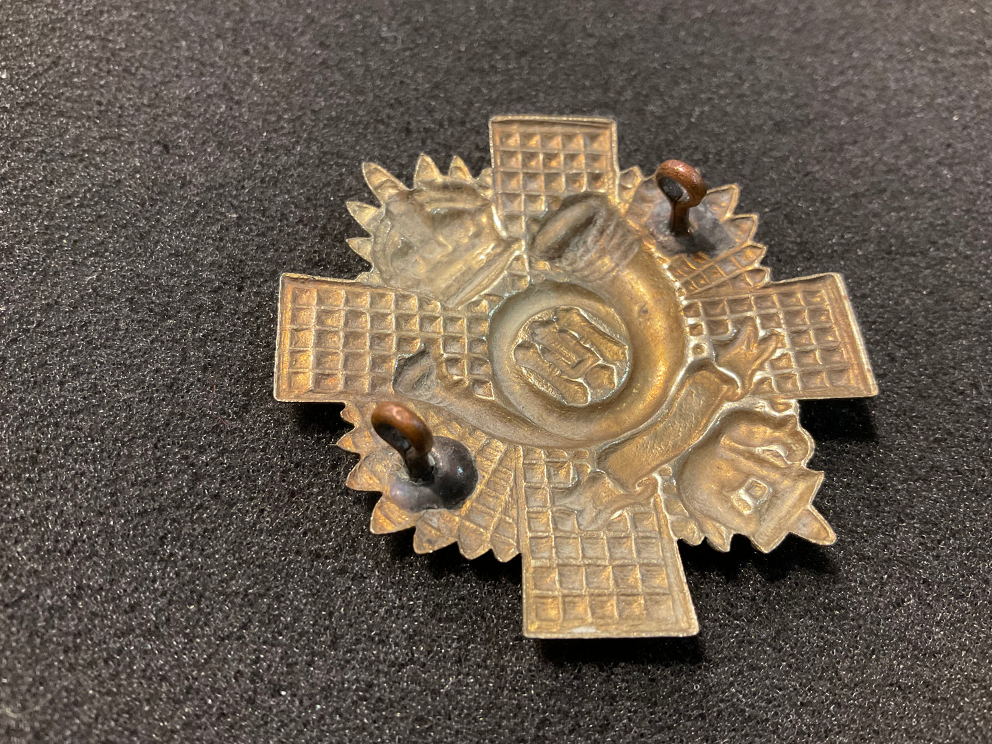 Highland Light Infantry Territorials Glengarry badge back view