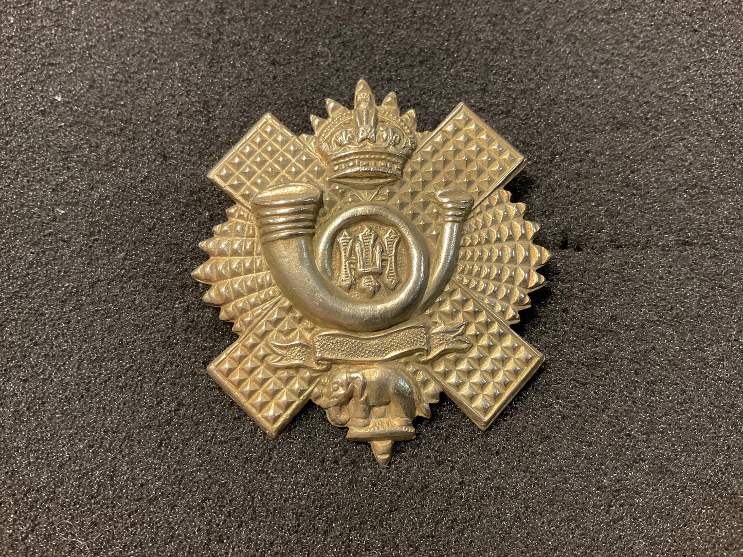 Highland Light Infantry Territorials Glengarry badge front view