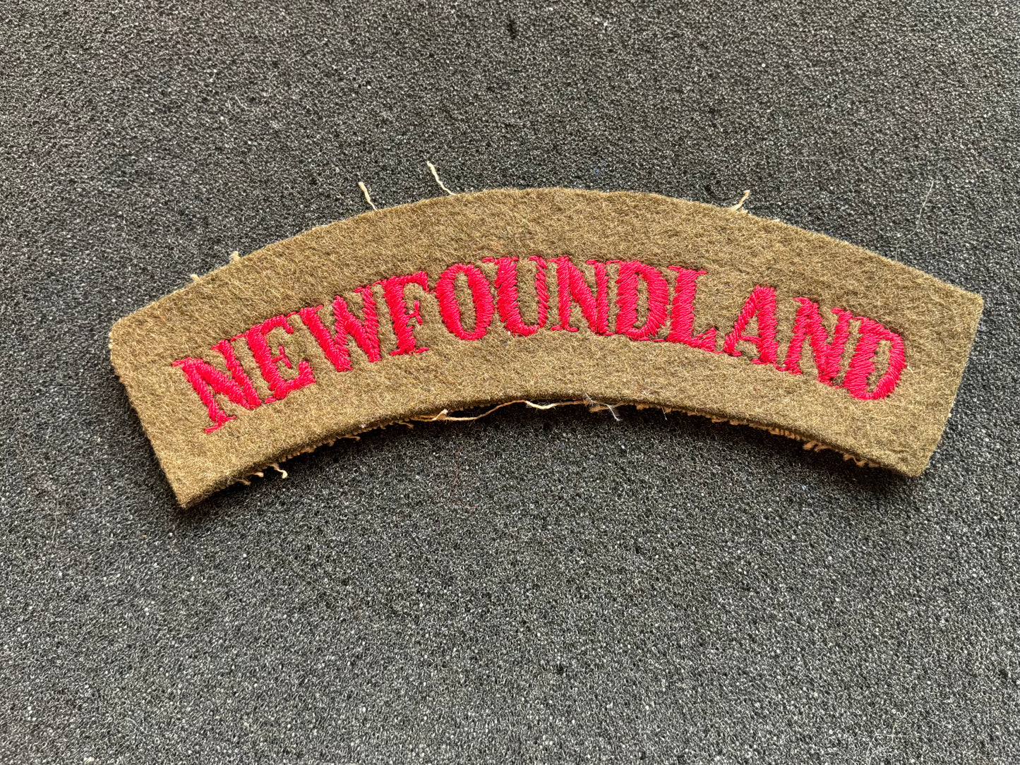 WW2 NEWFOUNDLAND cloth nationality title.