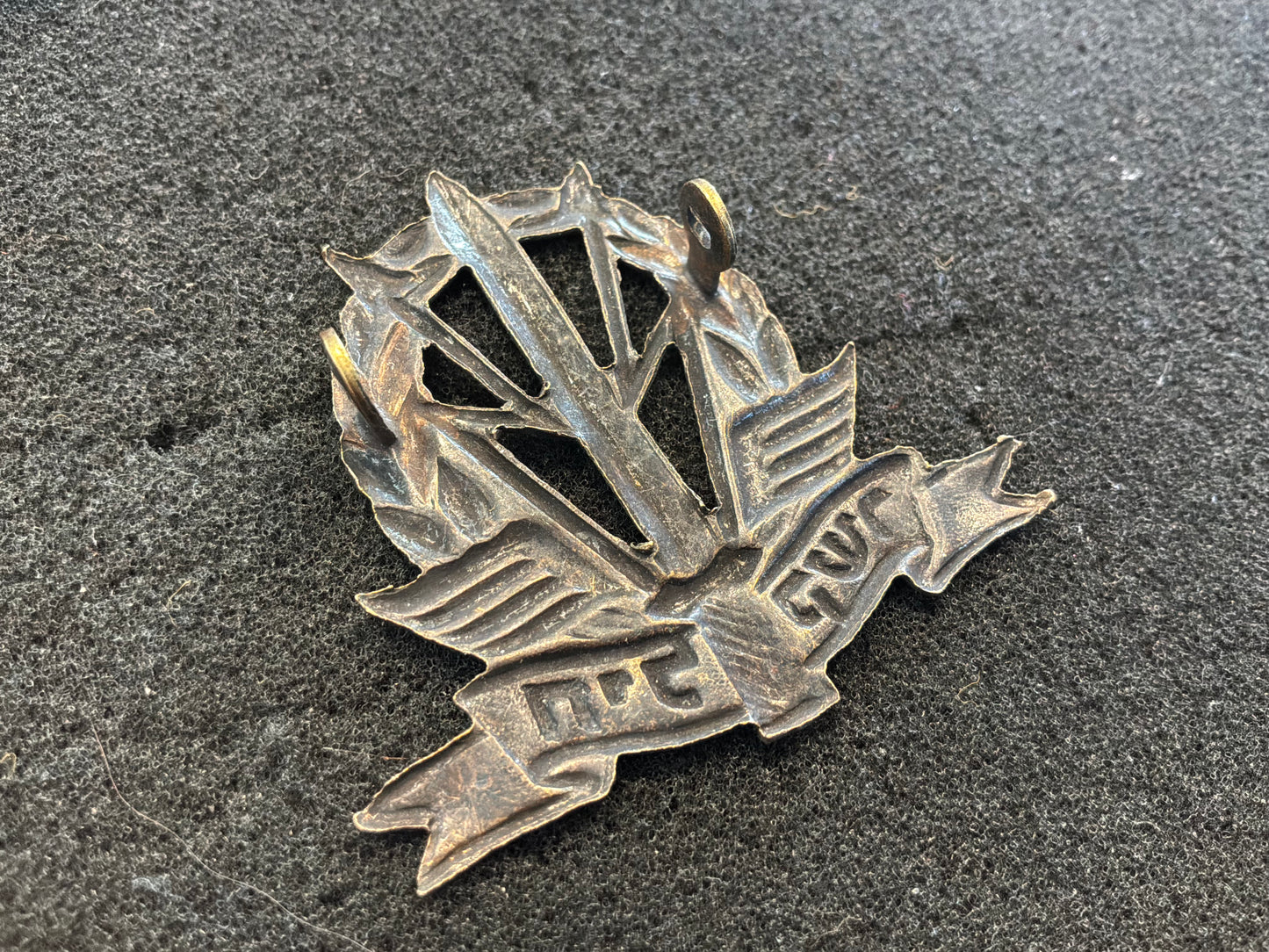 Israeli Defence Forces (IDF) Signal Corps cap badge